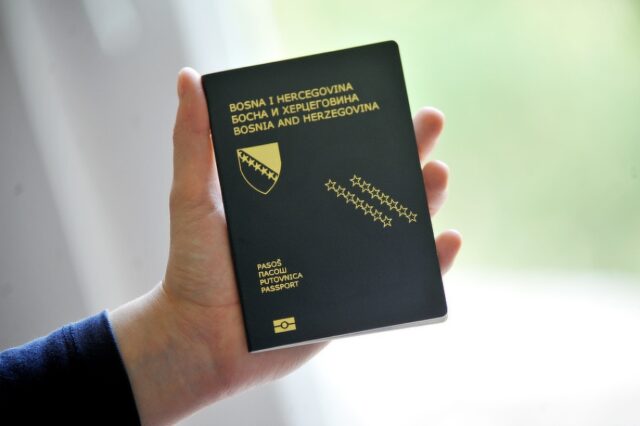 Ulazak u EU od oktobra ’25: bez pečata – samo biometrija Ulazak u EU od oktobra ’25: bez pečata – samo biometrija