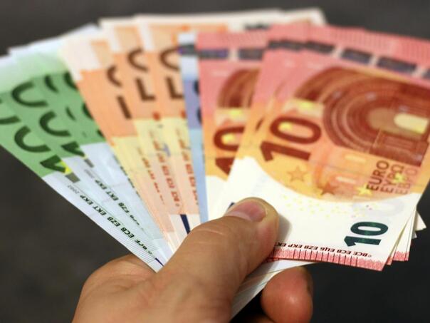 Evo kolika je penzija u Njemačkoj nakon 35 godina rada Evo kolika je penzija u Njemačkoj nakon 35 godina rada