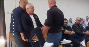 Drama u Doboju: SNSD izbacio opoziciju, jednog odnijeli na stolici