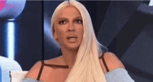 Jelena Karleuša ponovo dira u ranu: Pokušaj izjednačavanja oluje i Srebrenice pokrenuo talas kritika Jelena Karleuša ponovo dira u ranu: Pokušaj izjednačavanja oluje i Srebrenice pokrenuo talas kritika