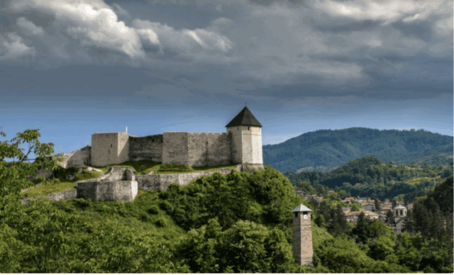 Tešanjska tvrđava historija