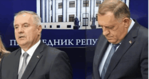 Premijer Višković pred ostavkom? U RS-u se nazire ozbiljan politički zaokret Višković ostavka Republika Srpska