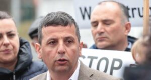 “MRŠ, SMRADU….”: Skandal u centru Banje Luke, Nebojša Vukanović otkrio ko stoji iza svega…