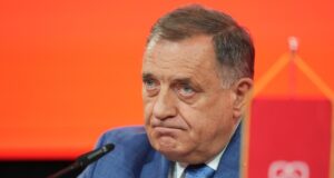 POD PRITISKOM: Dodik ukida skandaloznu odluku nakon molbe Jankovića!