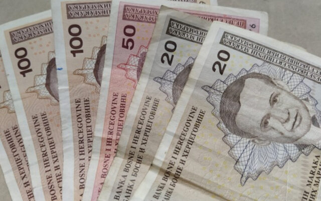 OBJAVLJENO KO ĆE SVE DOBITI NOVAC- Počinje isplata invalidnina za više kategorija... Objavljena odluka o isplati invalidnina: Ko sve dobija novac i kada sredstva stižu na račune?