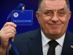 Pravna zavrzlama u Banjoj Luci, odluka koja je podigla prašinu: Milorad Dodik ostaje na funkciji SUD U BANJALUCI ODLUČIO: Dodik ipak ostaje na funkciji