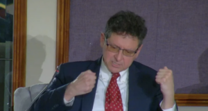 Skandalozna izjava Primorca na panelu u Zagrebu: “Jedino rješenje za Hrvate u BiH je treći entitet” Skandalozna izjava Primorca na panelu u Zagrebu: "Jedino rješenje za Hrvate u BiH je treći entitet"