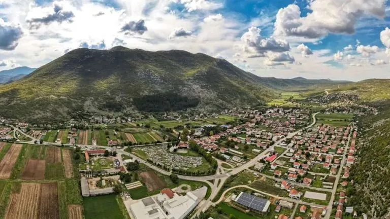 U BiH se otvara fabrika cigareta