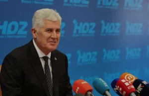 Naša stranka o susretu Čovića i Thompsona: “Nema neutralnosti prema fašizmu” Naša stranka o susretu Čovića i Thompsona: “Nema neutralnosti prema fašizmu”