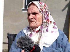 Topla priča iz Visokog: Nana iz Rogatice četiri godine živjela u “popovoj kući” u Austriji – i nosi poruku koja ruši predrasude Nana iz Visokog popova kuća Austrija