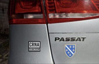 Drama u Gradišci: Prijetnje muškarcu zbog ljiljana na vozilu dok je bio s djetetom prijetnja zbog ljiljana Gradiška