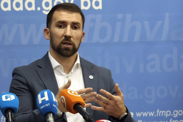 DELIĆ NAJAVLJUJE BOLJE DANE: Stiže zakon koji mijenja sve