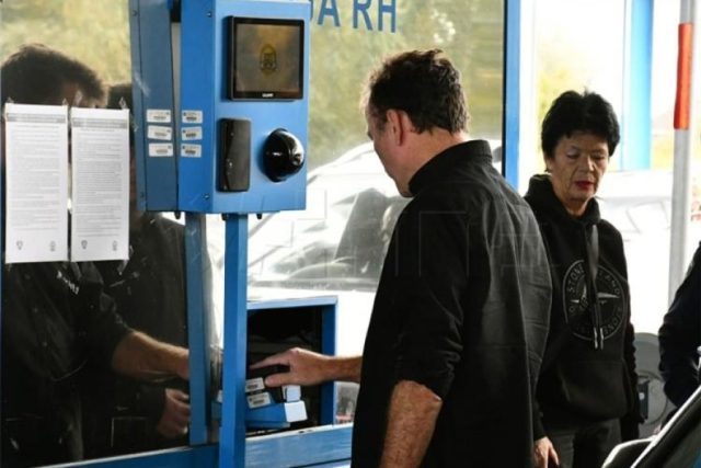 PAŽLJIVO PROVJERITE PASOŠ! Nova pravila ulaska u EU stupaju na snagu, evo šta se mijenja!