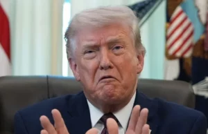 TRUMP NISKO PAO: Više ne prijeti, sada moli…