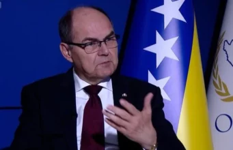 Schmidt se oglasio: Evo da li ostaje u BiH Schmidt se oglasio: Evo da li ostaje u BiH