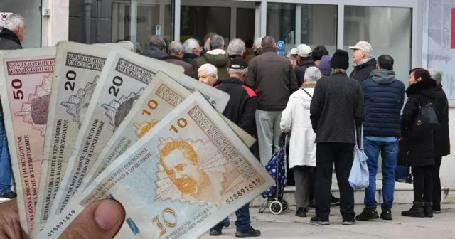 Isplata penzija u FBiH: Dio penzionera sutra neće moći podići novac