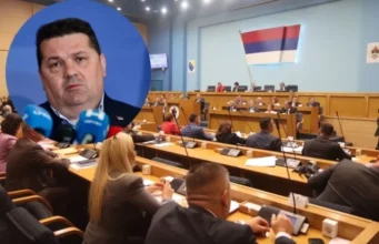 BURA U BANJALUCI: Stevandićev prijedlog ujedinio vlast i opoziciju BURA U BANJALUCI: Stevandićev prijedlog ujedinio vlast i opoziciju