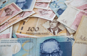 VAŽNO ZA PENZIONERE! Pogledajte tačan datum isplate penzija za maj 2026. godine!