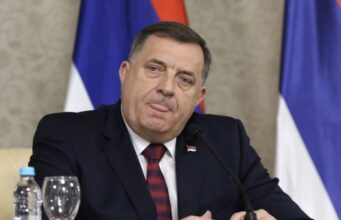 ŽESTOKA PORUKA DODIKA OPOZICIJI! Jedna rečenica izazvala burne reakcije