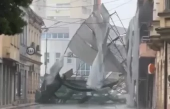 Јako nevrijeme u Bosni i Hercegovini: Olujni vjetar i grad pričinili materijalnu štetu