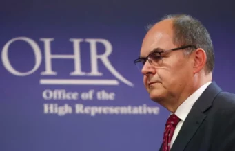 SCHMIDTOV OPROŠTAJNI UDARAC: Evropska unija je izdala Bosnu i Hercegovinu SCHMIDTOV OPROŠTAJNI UDARAC: Evropska unija je izdala Bosnu i Hercegovinu