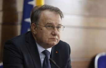 DODIKOV LOBISTA U FOKUSU! Pismo upućeno Nikšiću izazvalo potpuni haos!