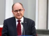 “PRIJETILI MU CRNOM LISTOM?”: Schmidt navodno daje ostavku