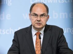 Schmidt poslao upozorenje koje je izazvalo buru!