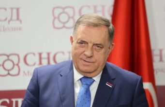 NOVI POLITIČKI MANEVAR: Dodik žestoko o PIC-u, pa se okrenuo Trumpu!