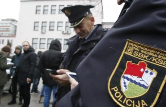 HAPSI SVE: Policija rasvijetlila slučaj lažnih dojava o bombama u školama