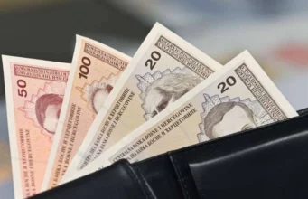 Grad u BiH ukida pomoć za novorođenčad: Roditelji ostaju bez naknada