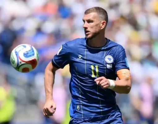 Epski preokret oko Džeke: Dok pregovara sa Schalkeom, iz Turske stižu iznenađujuće informacije