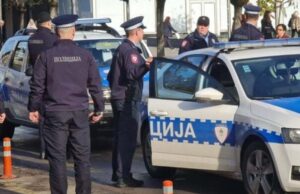 ŠTA SE DOGAĐA U REPUBLICI SRPSKOJ: Policija poziva građane da zaštite svoju imovinu… ŠTA SE DOGAĐA U REPUBLICI SRPSKOJ: Policija poziva građane da zaštite svoju imovinu...