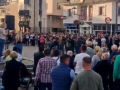 NAROD SE POBUNIO PROTIV DODIKA: Protest na Palama (VIDEO)