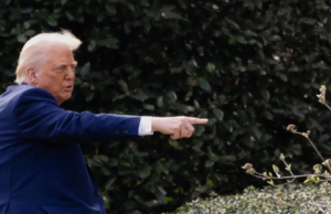 OGROMAN RIZIK ZA WASHINGTON: Trump razmatra udare na novu metu OGROMAN RIZIK ZA WASHINGTON: Trump razmatra udare na novu metu