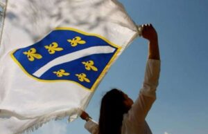 ZASTAVA S LJILJANIMA U FOKUSU: Ustavni sud RS donio novu odluku! ZASTAVA S LJILJANIMA U FOKUSU: Ustavni sud RS donio novu odluku!
