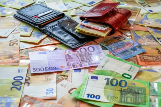 Pare stižu kao nikad prije: Ova 3 znaka od 15. avgusta konačno pune novčanike i više ne brinu