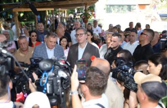 DODIK PONOVO DIVLJA: Evo šta je pred Vučićem izjavio o Bošnjacima i kulturno-historijskom nasljeđu BiH!
