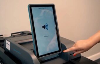 OVAKO ĆEMO GLASATI 4. OKTOBRA: Stigli skeneri i biometrija, listići potpuno drugačiji (VIDEO) OVAKO ĆEMO GLASATI 4. OKTOBRA: Stigli skeneri i biometrija, listići potpuno drugačiji (VIDEO)